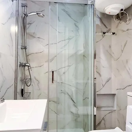 Apartamento Marino Ii 206. Great Second-line To The In Centre.
